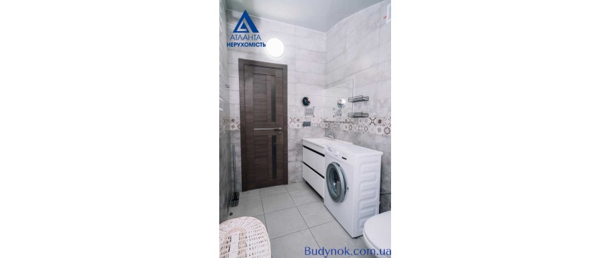 продаж 2-к квартира Луцьк, Струмівка, 70000 $