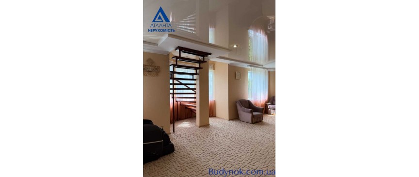 продаж 5-к квартира Луцьк, 215000 $