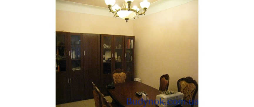 Продам помещение 1 эт. не жилой фонд,красная линия ул.Криворожская