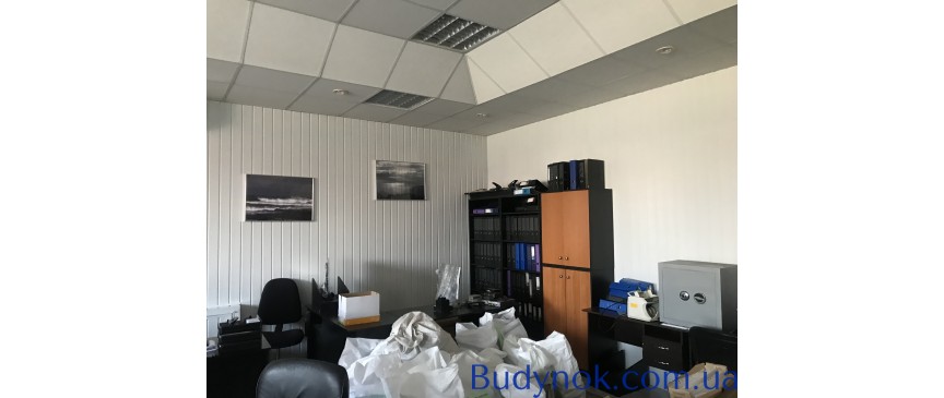 Продам капитальный склад с рампой.