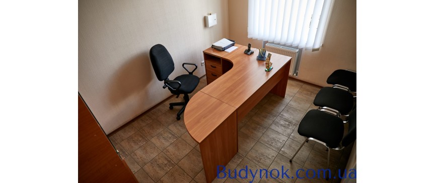 Продам  административно-складской комплекс город Кривой Рог