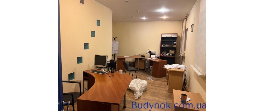 Продам не жилое помещение 1 эт.Даниила Галицкого ул. (Будённого) 7.