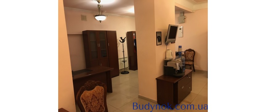 Продам помещение 1 эт. не жилой фонд,красная линия ул.Криворожская