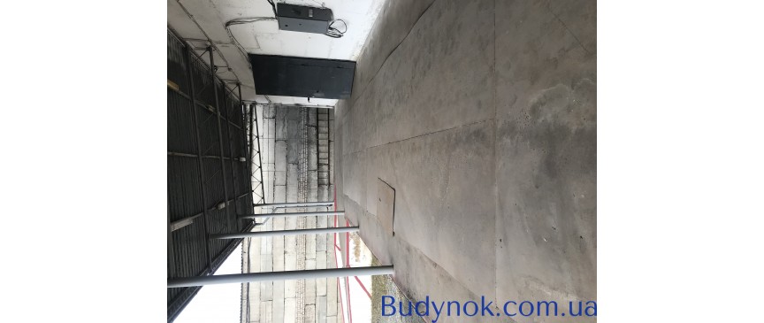 Продам капитальный склад с рампой.