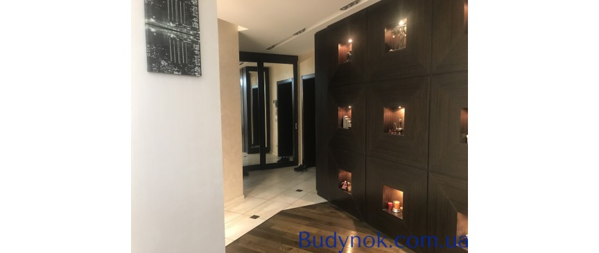 Продам 3-х.ком.кв. с дизайнерским ремонтом пр. Науки95 А.