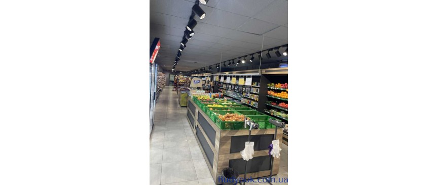 довгострокова оренда торгові площі Чоп, 50000 грн./міс.