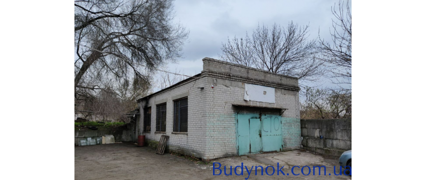 Продам в центре СТО или под производство, склад, 652м2.