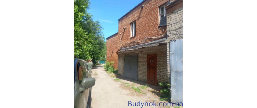 Продам в центре СТО или под производство, склад, 652м2.