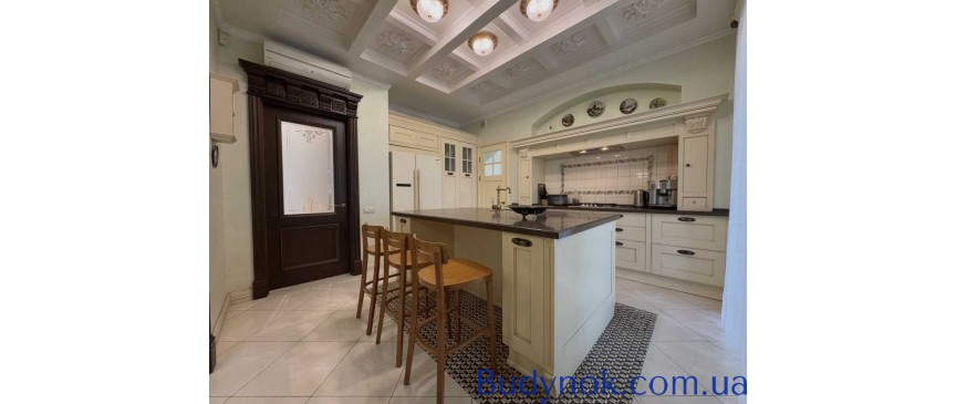 продаж 9-к будинок Броварський, Погреби, 850000 $