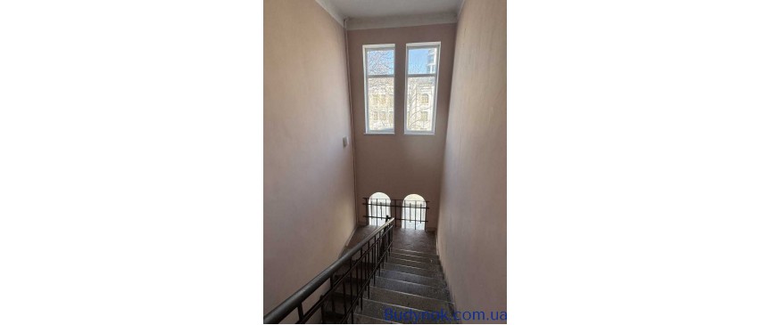 продаж 3-к квартира Київ, Печерський, 149900 $