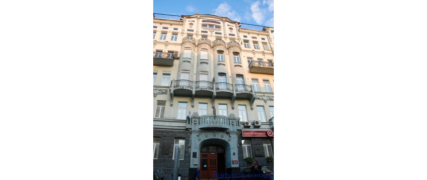 3х комнатная квартира в центре Киева на Пушкинской