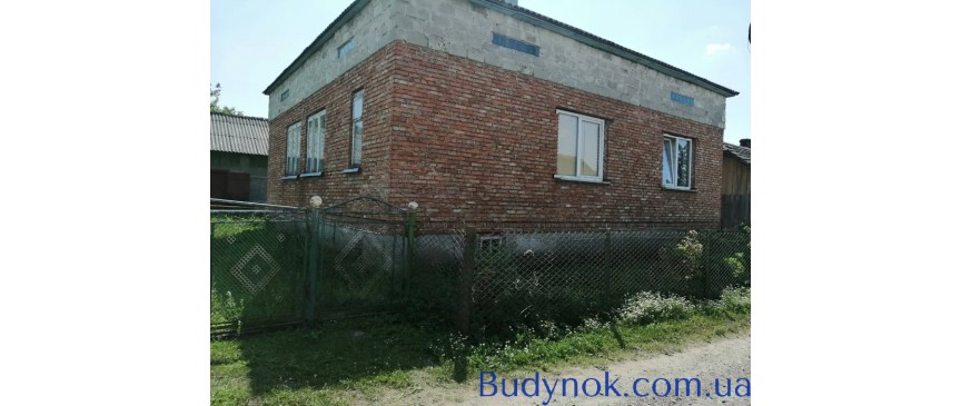 Продається будинок у мальовничому селі Грусятичі