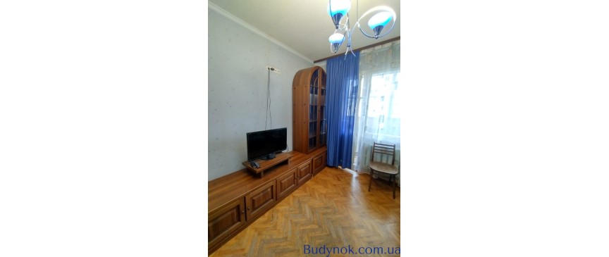 Продам 3-хкомнатную кввртиру, м. Героев Днепра 3 мин. пешком