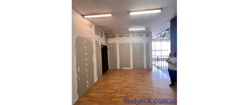 довгострокова оренда приміщення вільного призначення, будівлі Київ, Оболонський, 300000 грн./міс.