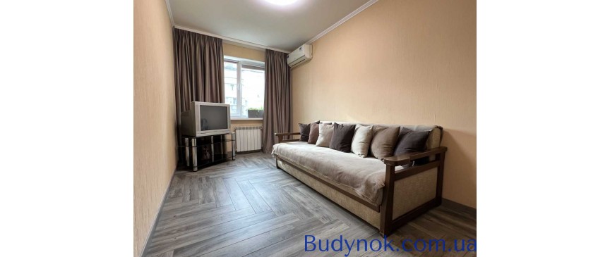 подобова оренда 2-к квартира Київ, Солом`янський, 1100 грн./добу