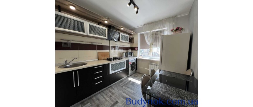 подобова оренда 2-к квартира Київ, Солом`янський, 1100 грн./добу