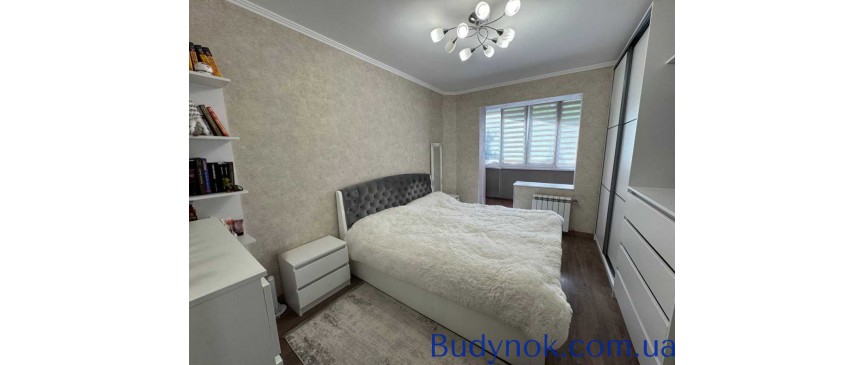 продаж 3-к квартира Рівне, 72000 $