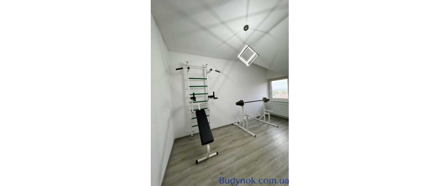 продаж 4-к котедж Рівне, 135000 $