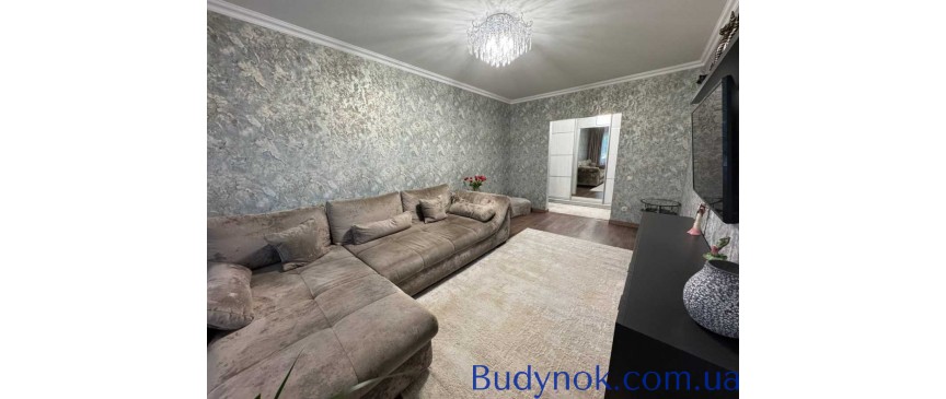 продаж 3-к квартира Рівне, 72000 $