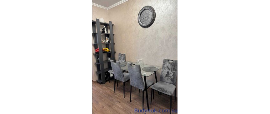 продаж 3-к квартира Рівне, 72000 $