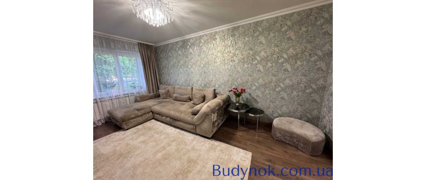 продаж 3-к квартира Рівне, 72000 $