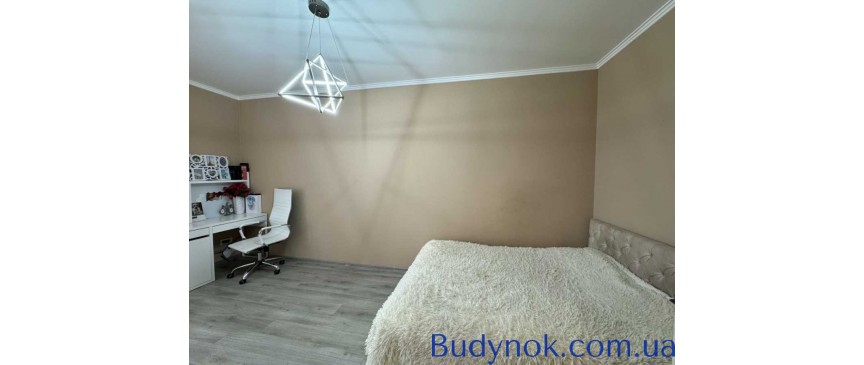 продаж 4-к котедж Рівне, 135000 $