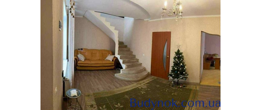 Продається будинок для комфортного проживання всієї сім’ї у місті Кременець Тернопільська обл.!