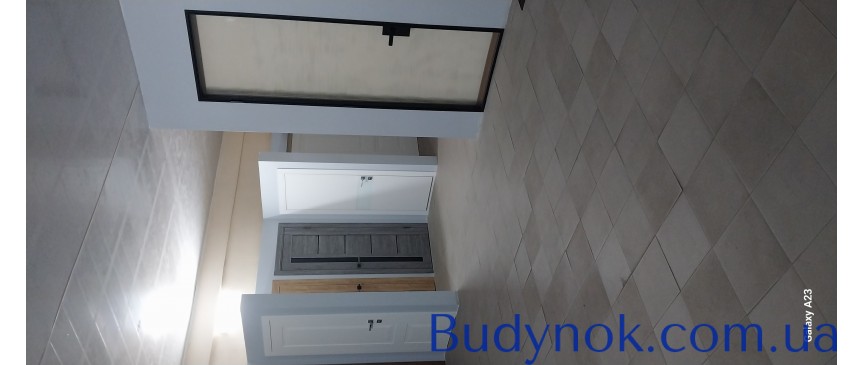 Продаж фасадного комерційного приміщення на шосе Харківське 190, площа 60 кв.м .