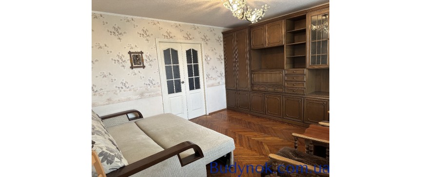 Довгострокова оренда 2-к квартири для сім'ї біля Дарницького вокзалу