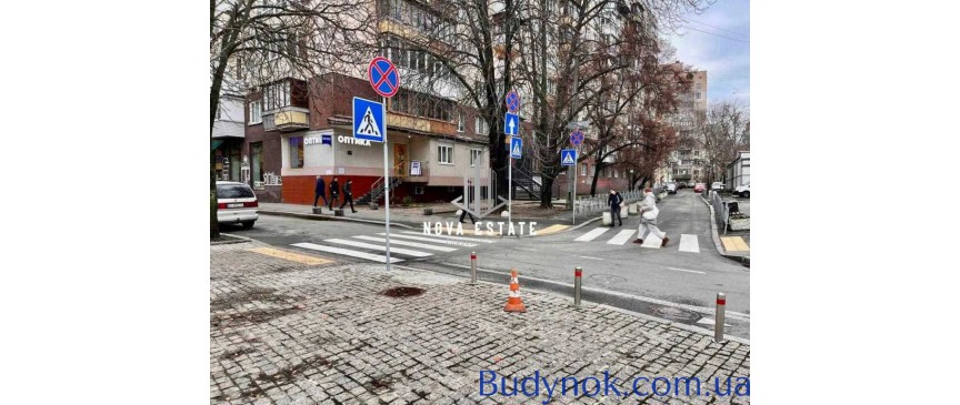 довгострокова оренда торгові площі Київ, Печерський, 2000 $/міс.