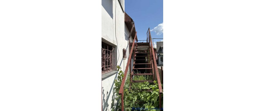 продаж 2-к будинок Рахівський, Рахів, 50000 $