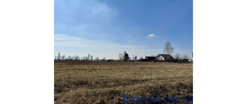 Продам земельну ділянку в селі Сосонка. Біля лісу. Під будівництво. 