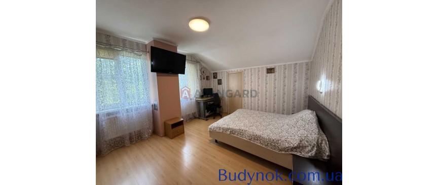 продаж 3-к будинок Київ, Дніпровський, 160000 $
