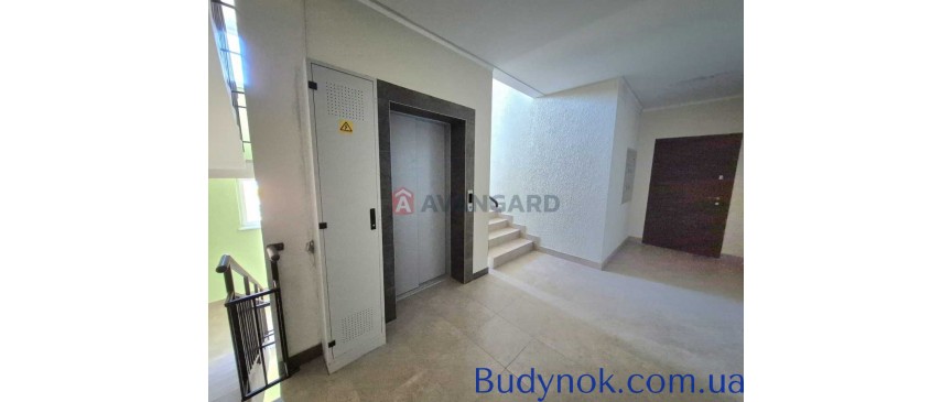 продаж 4-к квартира Києво-Святошинський, Гатне, 87500 $