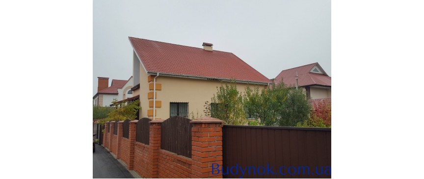Продам 2 эт. кирпичный дом 225 кв.м. на Оболоне,с.к Чернобылец