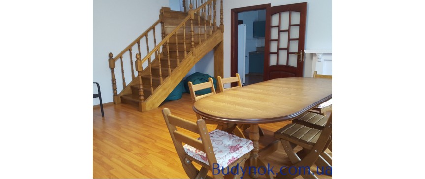 Продам 2 эт. кирпичный дом 225 кв.м. на Оболоне,с.к Чернобылец