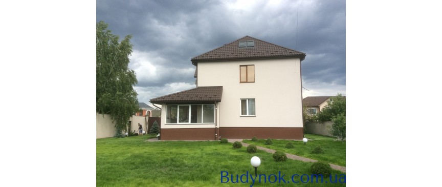 Продам 2 эт. кирпичный дом 350 кв.м. в г.Вышгороде,м.Дедовица,10 соток земли