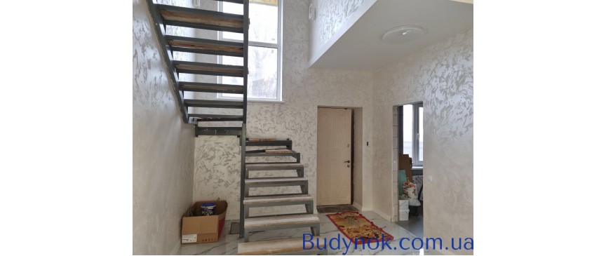 Продам 2 эт. дом 150 кв.м. в с.Осещина, 1 линия затоки р.Десна, свой пляж