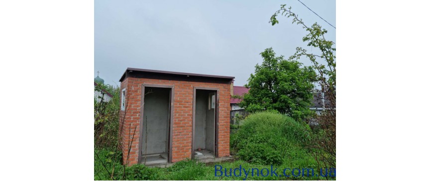Продам 3 эт. дом 315 кв.м.в с.Новые Петровцы,ул.Свято-Покровская , земли 16.3 сотки