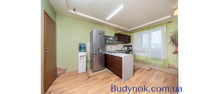 Продам двухуровневую квартиру 133 м2 С РЕМОНТОМ в Центре Одессы