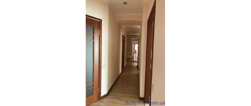 Продам квартиру по ул.Рабочей 148.