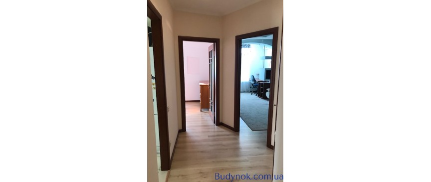 Продам квартиру по ул.Рабочей 148.