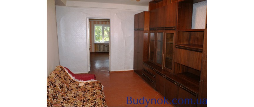 Продам двухкомнатную квартиру возле Донецк Сити