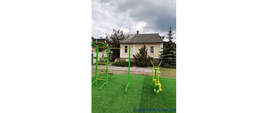 Дом загородный с бассейном 20 км от Киева