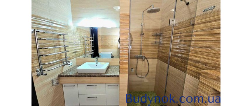 довгострокова оренда 5-к таунхаус Київ, Дніпровський, 1800 $/міс.