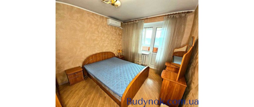 продаж 3-к квартира Київ, Печерський, 149999 $