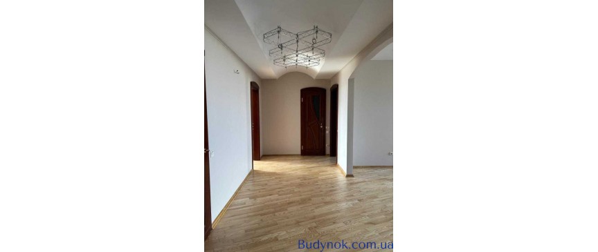продаж 4-к квартира Київ, Солом`янський, 220000 $