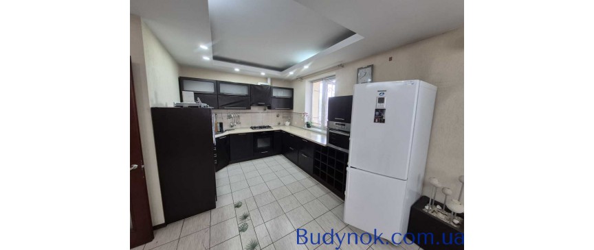 продаж 6-к будинок Макарівський, Березівка, 155000 $