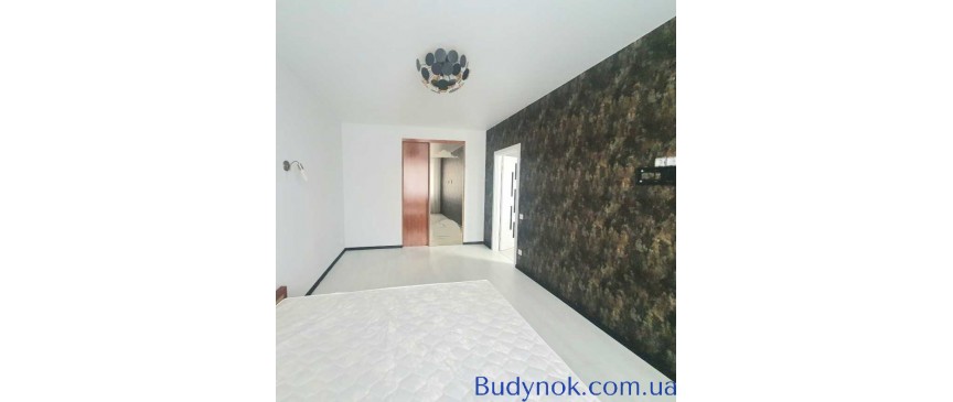 продаж 2-к квартира Києво-Святошинський, Софіївська Борщагівка, 90500 $
