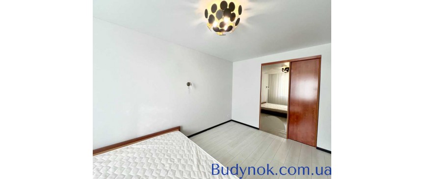продаж 2-к квартира Києво-Святошинський, Софіївська Борщагівка, 90500 $